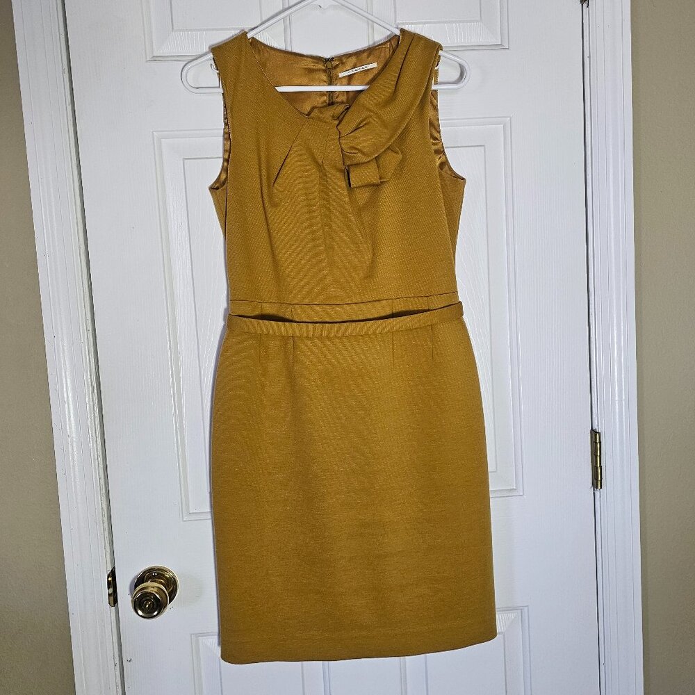 T Tahari sleeveless midi sheath dress